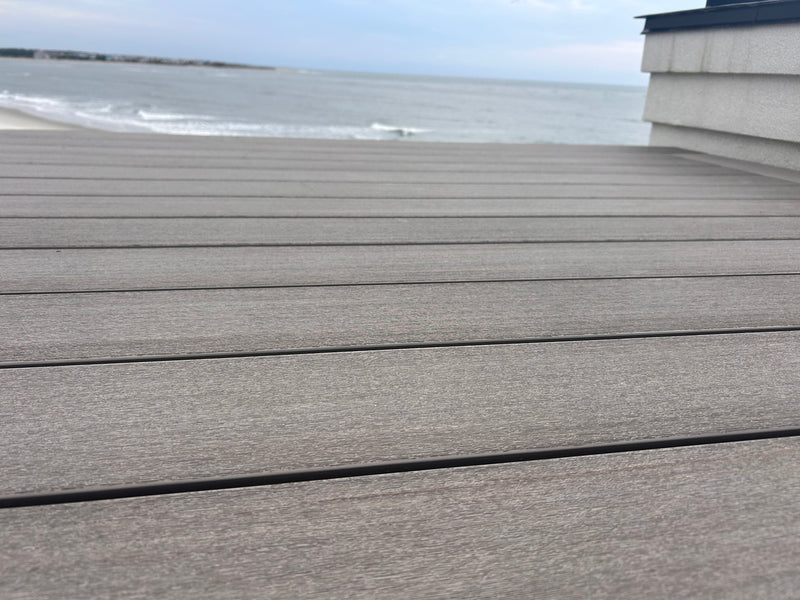 Decks and Doors project photo 9