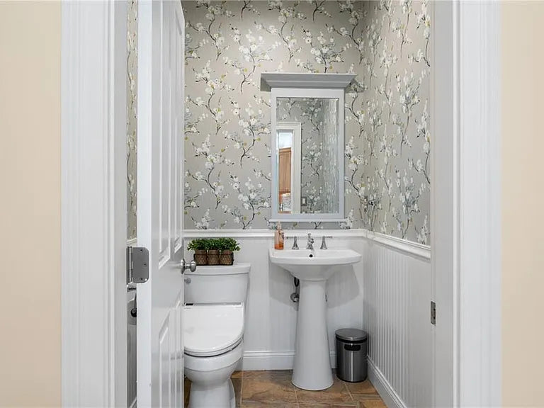 Bathrooms  project photo 2