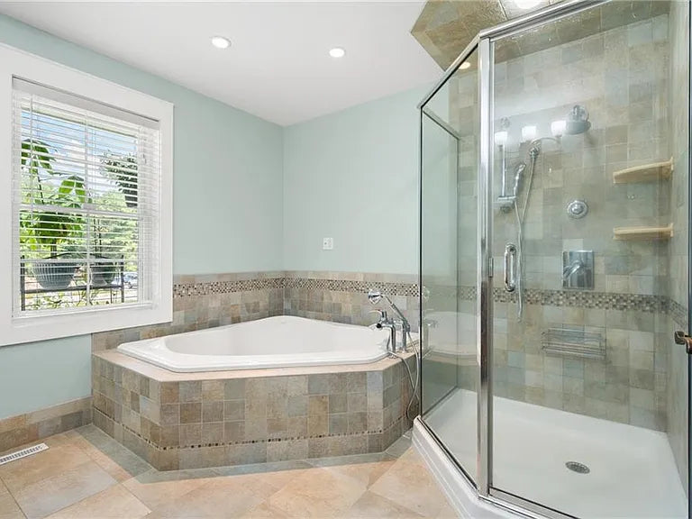 Bathrooms  project photo 5